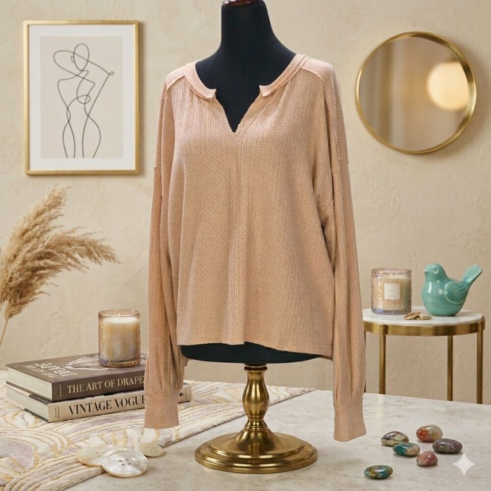 NWT Blu Pepper Waffle Knit Top L Neutral Tan Split Neck Long Sleeve Casual Cozy